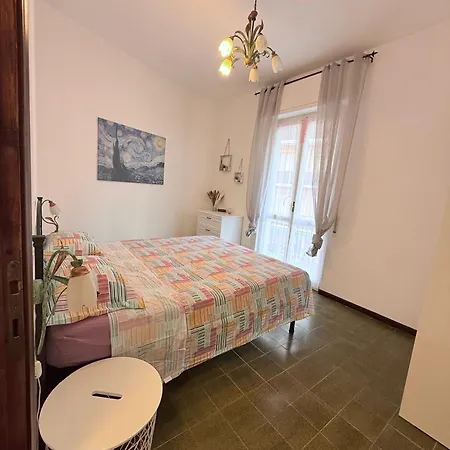 Urban Nest Apartment